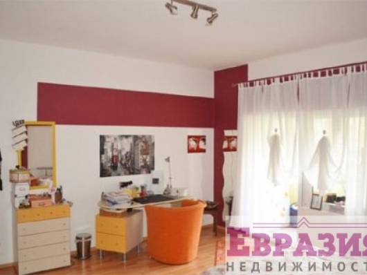 Четырёхэтажное доходное здание с мансардой - Германия - Северный Рейн-Вестфалия - Вупперталь фото 4 Четырёхэтажное доходное здание с мансардой - Германия - Северный Рейн-Вестфалия - Вупперталь, фото 4