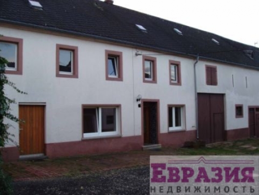 Уютный белый дом в городе Salmtal - Германия - Рейнланд-Пфальц - Зальмталь фото 1 Уютный белый дом в городе Salmtal - Германия - Рейнланд-Пфальц - Зальмталь, фото 1