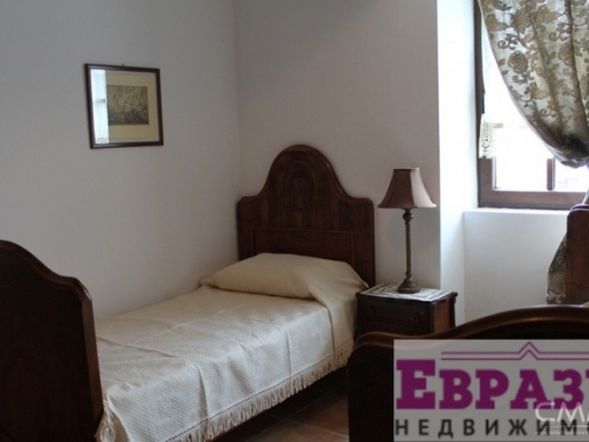 Малоквартирный каменный дом в Которе, Стрп - Черногория - Боко-Которский залив - Котор фото 11 Малоквартирный каменный дом в Которе, Стрп - Черногория - Боко-Которский залив - Котор, фото 11