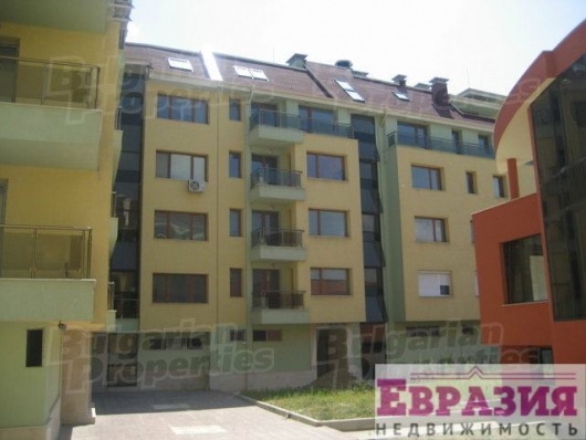Трехкомнатаня квартира в Софии, район Витоша - Болгария - Регион София - София, фото 1