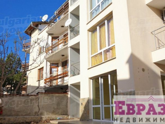 Святой Влас, квартира на первом этаже дома - Болгария - Бургасская область - Святой Влас, фото 3
