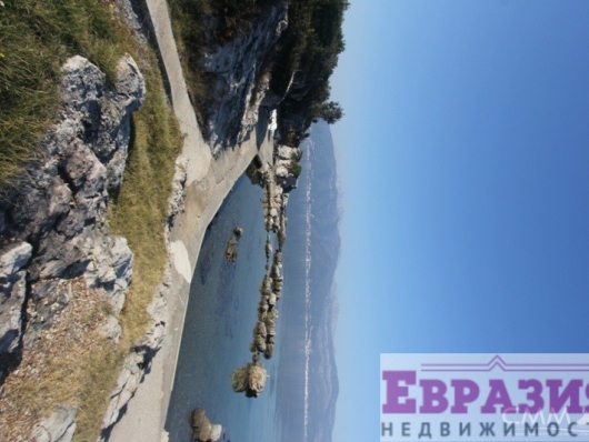 Участок с видом на море в Тивате - Черногория - Боко-Которский залив - Тиват, фото 2