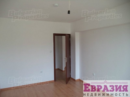 Двухкомнатный апартамент в комплексе Гардения Хилс - Болгария - Бургасская область - Кошарица, фото 5