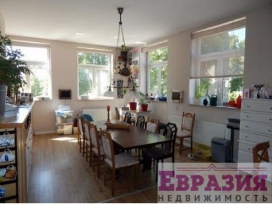 Отреставрированный доходный дом с участком - Германия - Бранденбург - Рюдерсдорф-Херцфельде, фото 4