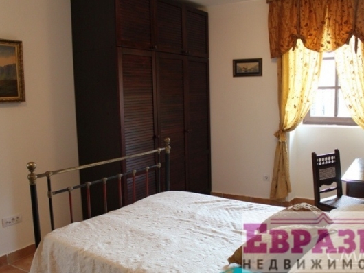 Малоквартирный каменный дом в Которе, Стрп - Черногория - Боко-Которский залив - Котор фото 2 Малоквартирный каменный дом в Которе, Стрп - Черногория - Боко-Которский залив - Котор, фото 2