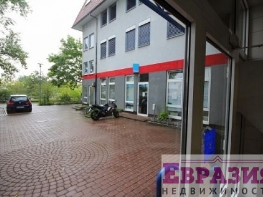 Элегантный современный торгово-офисный центр в городе Бранденбург-ан-дер-Хафель! - Германия - Бранденбург - Бранденбург-на-Хафеле фото 3 Элегантный современный торгово-офисный центр в городе Бранденбург-ан-дер-Хафель! - Германия - Бранденбург - Бранденбург-на-Хафеле, фото 3