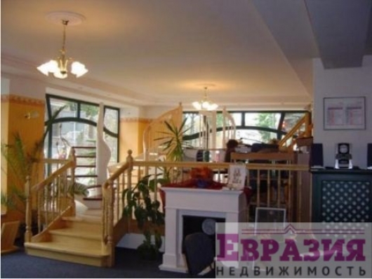 Отреставрированный доходный дом с участком - Германия - Бранденбург - Рюдерсдорф-Херцфельде, фото 3