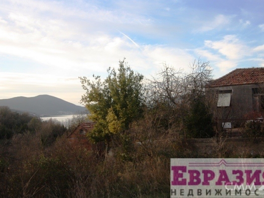 Два дома на большом участке в Тивате - Черногория - Боко-Которский залив - Тиват, фото 5