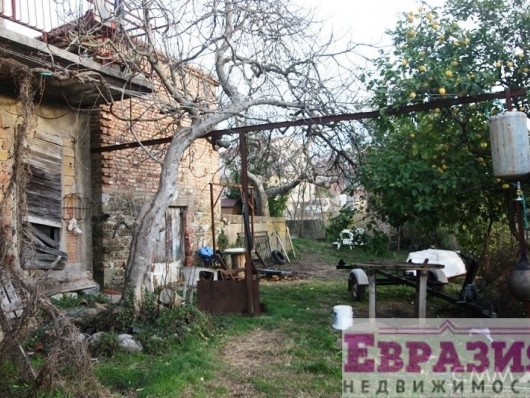 Два дома на большом участке в Тивате - Черногория - Боко-Которский залив - Тиват, фото 2