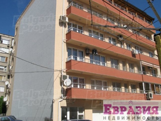 Большая трехкомнатная квартира в Пловдиве - Болгария - Пловдивская область - Пловдив, фото 1