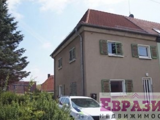 Двухэтажный дом с мансардой на окраине Лейпцига - Германия - Саксония - Лейпциг, фото 2