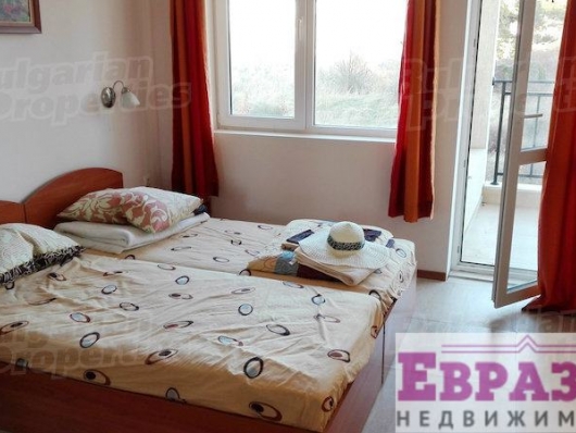 Меблированная 3- комнатная квартира в комплексе - Болгария - Бургасская область - Солнечный берег, фото 7