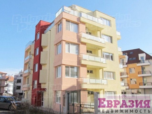 Уютная трехкомнатная квартира на продажу в Несебре - Болгария - Бургасская область - Несебыр, фото 2