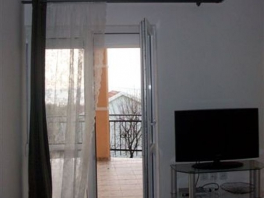 Дом с апартаментами в Баре - Черногория - Барская ривьера - Бар, фото 5