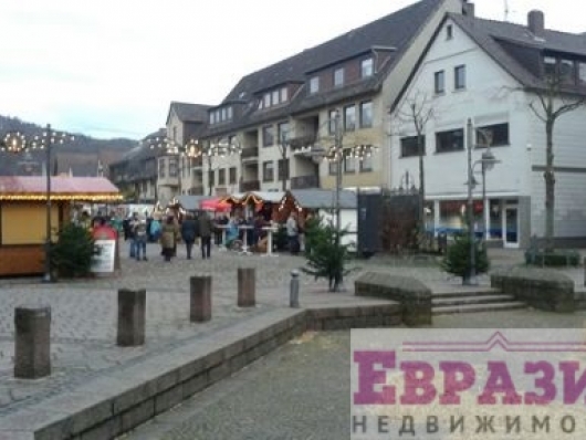 Два многоквартирных дома на родине барона Мюнхгаузена - Германия - Нижняя Саксония - Боденвердер, фото 2