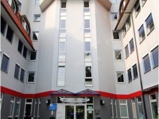 Элегантный современный торгово-офисный центр в городе Бранденбург-ан-дер-Хафель! - Германия - Бранденбург - Бранденбург-на-Хафеле фото 1 Элегантный современный торгово-офисный центр в городе Бранденбург-ан-дер-Хафель! - Германия - Бранденбург - Бранденбург-на-Хафеле, фото 1