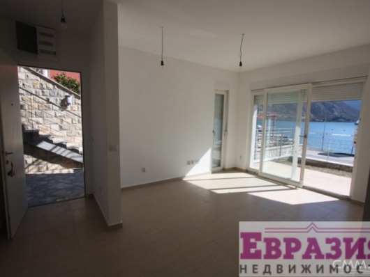 Квартира на первой линии берега в Рисане - Черногория - Боко-Которский залив - Рисан, фото 2