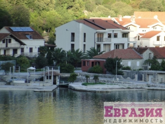 Большая вилла с апартаментами в Рисане, Котор - Черногория - Боко-Которский залив - Котор, фото 2