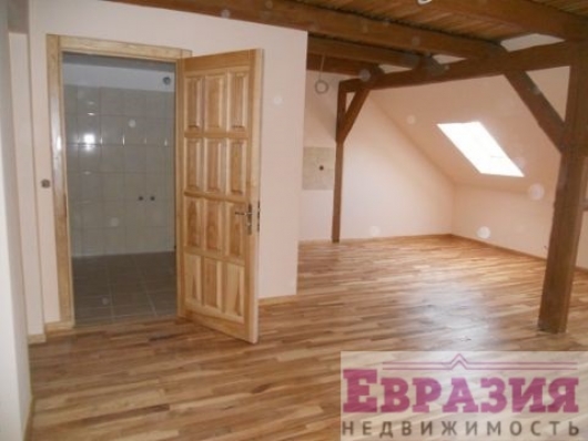 Большая квартира на верхнем этаже в Герлице - Германия - Саксония - Гёрлиц фото 1 Большая квартира на верхнем этаже в Герлице - Германия - Саксония - Гёрлиц, фото 1