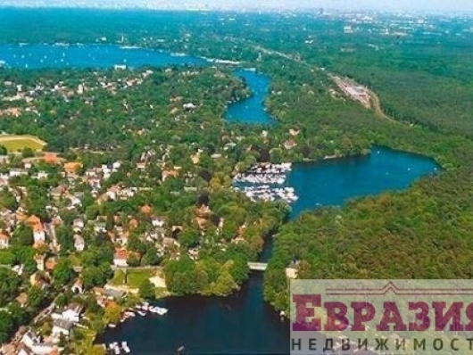 Продается земельный участок под строительство жилого дома в Берлине, недалеко от озера Ванзее - Германия - Столица - Берлин фото 6 Продается земельный участок под строительство жилого дома в Берлине, недалеко от озера Ванзее - Германия - Столица - Берлин, фото 6