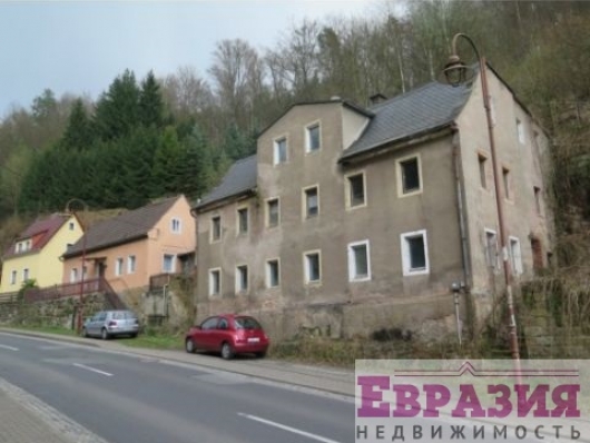 Вблизи от водолечебного курорта предлагается земельным участок с недвижимостью - Германия - Саксония - Бад-Шандау фото 1 Вблизи от водолечебного курорта предлагается земельным участок с недвижимостью - Германия - Саксония - Бад-Шандау, фото 1