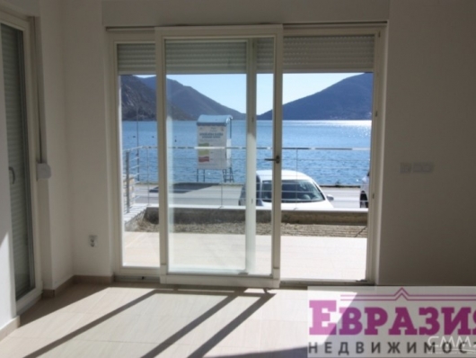 Квартира на первой линии берега в Рисане - Черногория - Боко-Которский залив - Рисан, фото 1