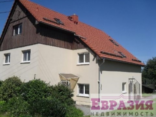 Трехэтажный современный дом на границе с Чехией - Германия - Саксония - Вальтерсдорф, фото 1