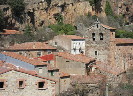 Заброшенные деревни в Испании на продажу